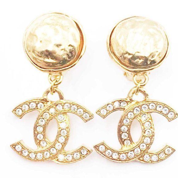 CHANEL Jewelry - Chanel Vintage Gold Plated Round Texture CC Crystal Dangle Clip on Earrings